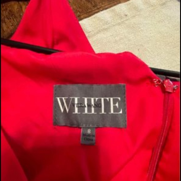 A Vera Wang red gown with sash NWT - Picture 5 of 5